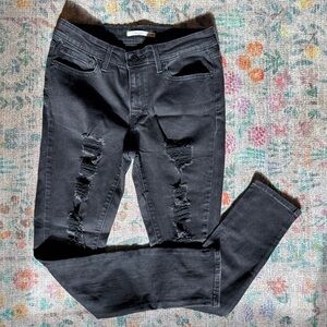Levi's 711 Women’s 30 Black Distressed Skinny Jeans EUC